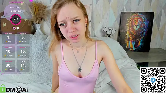 Snapshot of Michelle_Blond chatting on 09/17/25, 05:42 Michelle Blond online show from 09/17/25, 05:42