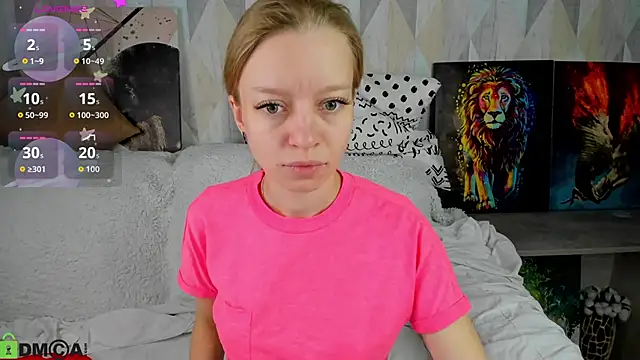 Snapshot of Michelle_Blond chatting on 10/06/25, 07:28 Michelle Blond online show from 10/06/25, 07:28