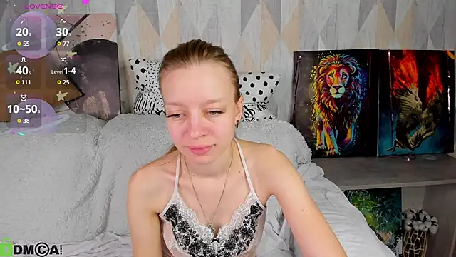 Snapshot of Michelle_Blond chatting on 10/12/25, 06:12 Michelle Blond online show from 10/12/25, 06:12