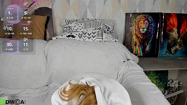 Snapshot of Michelle_Blond chatting on 10/21/25, 08:26 Michelle Blond online show from 10/21/25, 08:26