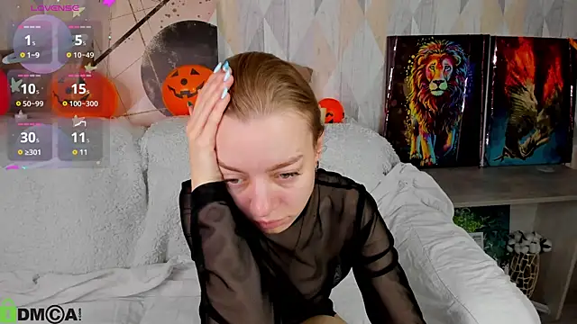 Snapshot of Michelle_Blond chatting on 10/22/25, 07:30 Michelle Blond online show from 10/22/25, 07:30