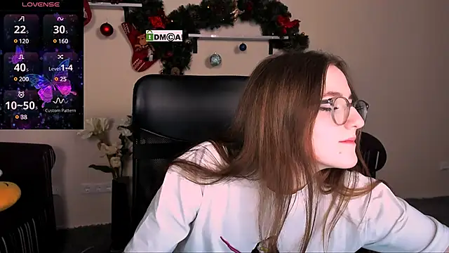 luna berryy online show from 01/03/25, 11:33