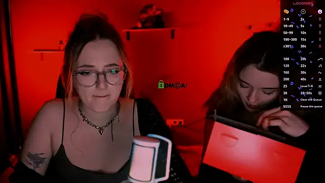 luna berryy online show from 09/11/25, 02:44