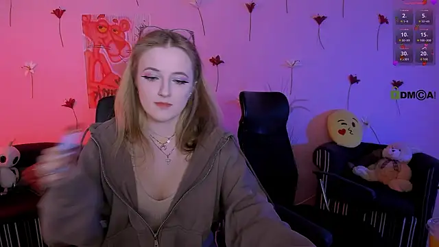 luna berryy online show from 03/21/26, 08:23