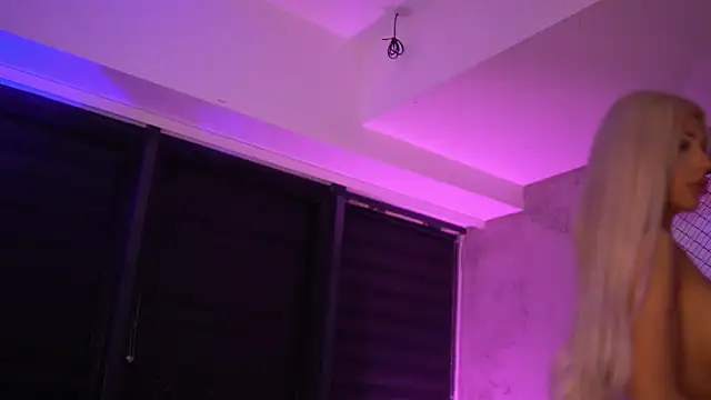 Candy Ivy online show from 11/23/25, 06:19