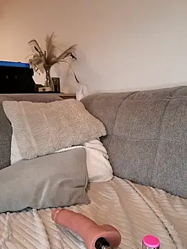 Snapshot of Secret_couple_ chatting on 10/20/25, 05:52 Secret couple  online show from 10/20/25, 05:52