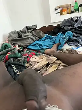 Snapshot of tamil000000 chatting on 02/02/25, 08:13 tamil000000 online show from 02/02/25, 08:13