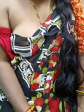Snapshot of sweety_telugupilla chatting on 03/21/26, 08:19 sweety telugupilla online show from 03/21/26, 08:19