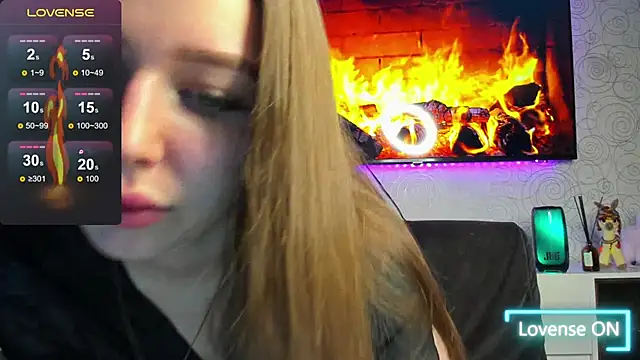 Snapshot of KentsMomAliss chatting on 12/05/24, 05:04 KentsMomAliss online show from 12/05/24, 05:04