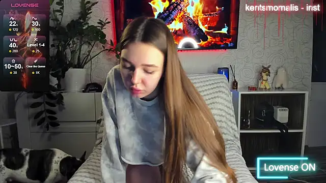 Snapshot of KentsMomAliss chatting on 01/22/25, 09:02 KentsMomAliss online show from 01/22/25, 09:02