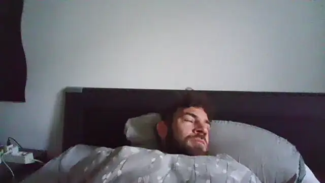 alpha-hunk online show from 10/11/25, 06:56