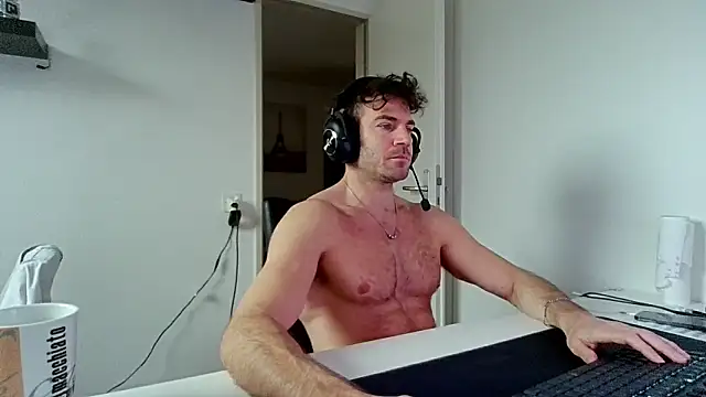 alpha-hunk online show from 01/18/26, 09:57