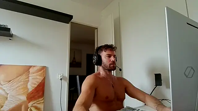alpha-hunk online show from 07/19/26, 09:35