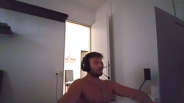 alpha-hunk online show from 07/20/26, 04:42