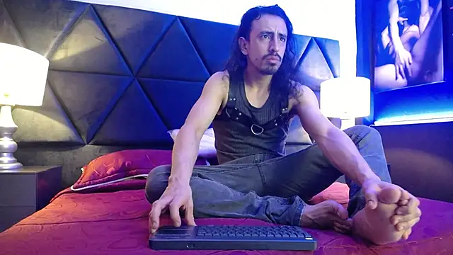 Sr Magnus  online show from 03/01/25, 04:58