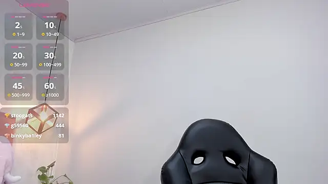 MAYROBERTSS online show from 12/07/24, 03:30