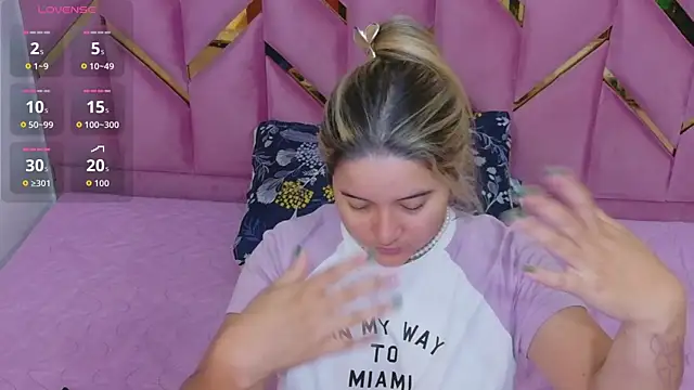 collegepawglovedaddy online show from 04/17/26, 04:21