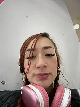 ariiel  online show from 12/15/24, 02:16