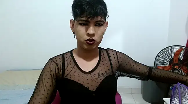 estefania224 online show from 02/21/25, 07:34