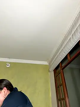 aurora divine online show from 11/15/25, 11:54