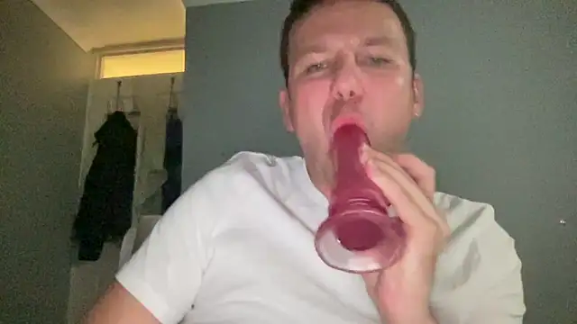 Snapshot of GotItGoin chatting on 09/30/25, 08:47 GotItGoin online show from 09/30/25, 08:47