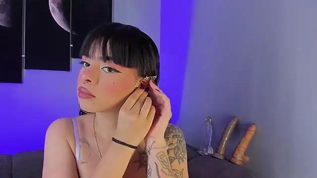 Snapshot of maddy_walker chatting on 01/09/25, 09:16 maddy walker online show from 01/09/25, 09:16