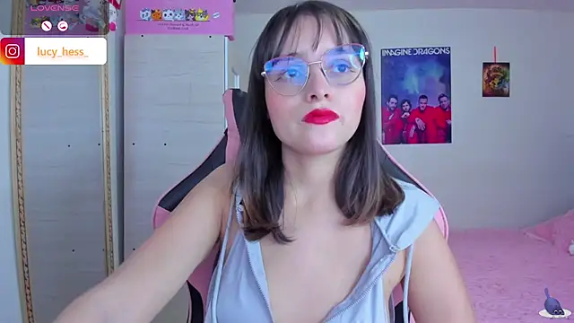 Lucyy-hess online show from 04/16/26, 09:39