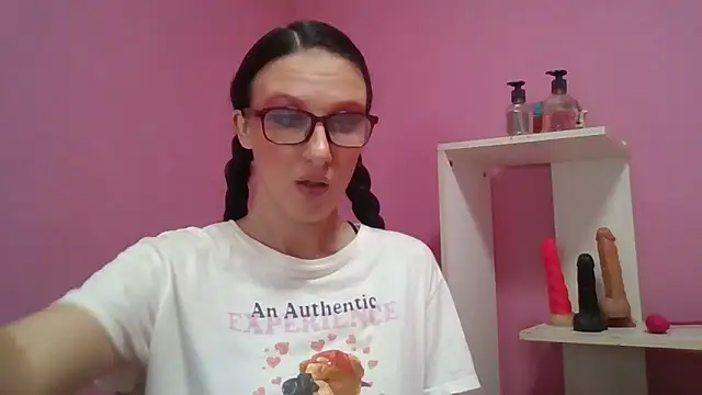 LolaBoobs online show from 02/15/26, 06:54