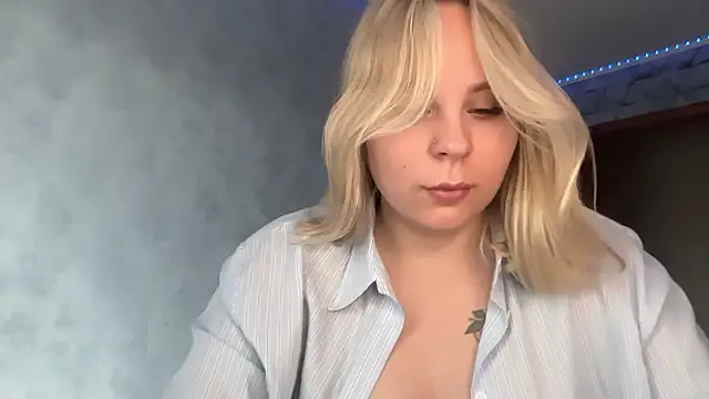 Thalia  Star online show from 10/07/25, 10:34