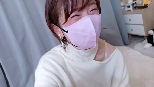 Risa 06 online show from 03/20/26, 11:15