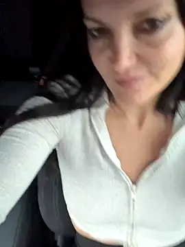 -OLYA- online show from 11/20/25, 06:57