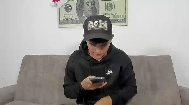 Lyam ap online show from 01/01/25, 04:39