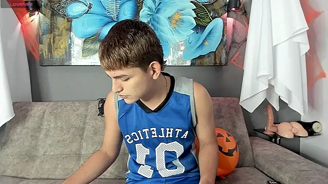 Lyam ap online show from 10/19/25, 06:52