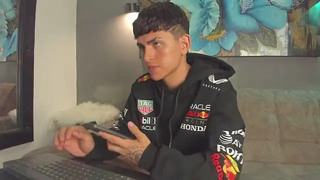 Lyam ap online show from 04/23/26, 10:25