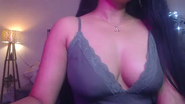 Zonayesha online show from 10/31/25, 11:33