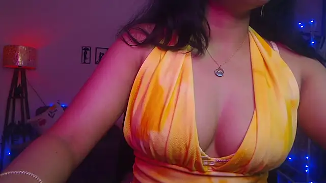 Zonayesha online show from 02/17/26, 07:49