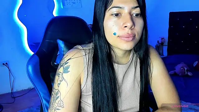 Caro kitty- online show from 12/17/25, 02:34