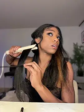 Snapshot of MelaniMelanin chatting on 05/06/26, 08:08 MelaniMelanin online show from 05/06/26, 08:08