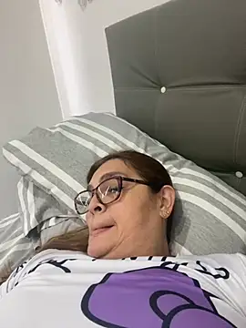 AntonellaAlondra4 online show from 12/30/24, 01:14