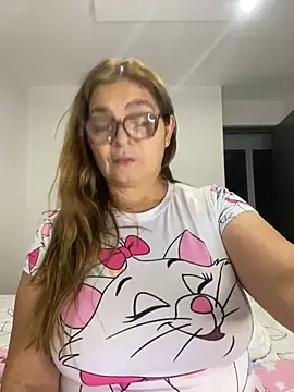 AntonellaAlondra4 online show from 01/04/25, 03:18