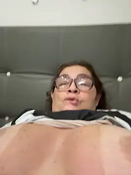 AntonellaAlondra4 online show from 11/23/25, 04:23