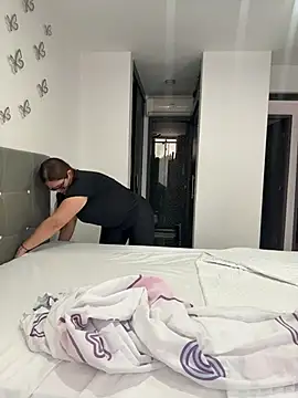 AntonellaAlondra4 online show from 02/28/26, 01:23