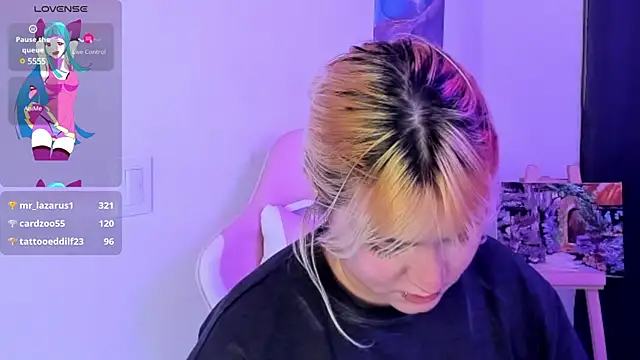 Pretty  zoe online show from 02/11/25, 06:30