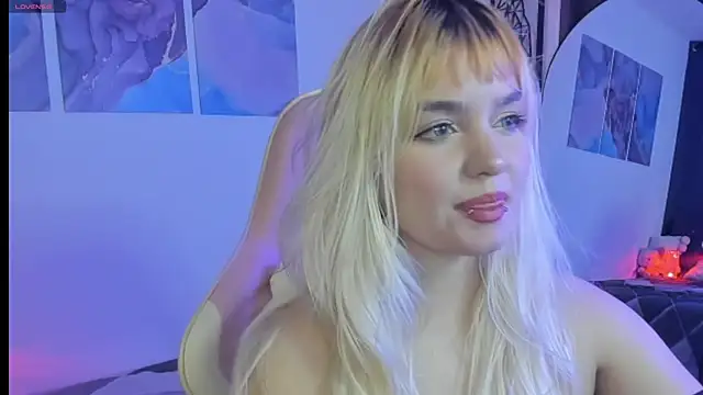 Pretty  zoe online show from 03/12/25, 12:20