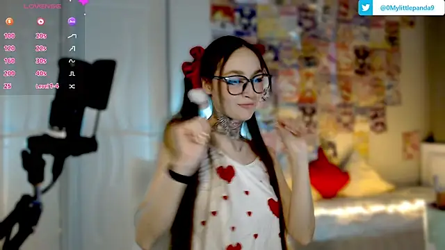 Milky way UwU online show from 03/16/25, 01:07