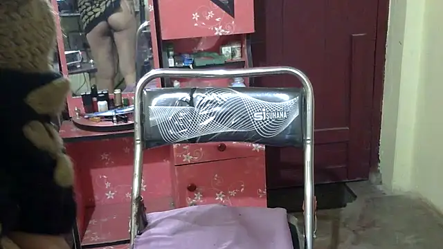 Pramila Manish online show from 12/16/25, 12:59