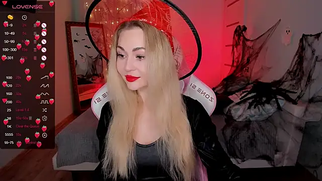 AdeleRoberts online show from 10/30/25, 02:02