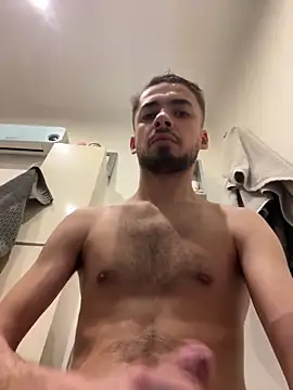 romain698 online show from 02/15/26, 08:24