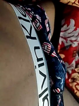 Snapshot of its_yonish chatting on 01/27/25, 09:23 its yonish online show from 01/27/25, 09:23