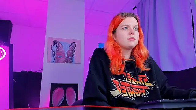 NielletaBlossom online show from 03/12/25, 08:41